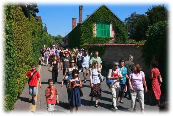 La Petite Maison De Giverny - Privatisation Gite De Charme 5 Etoiles Au Coeur Du Village - 3 Chambres Exterior foto